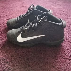 Boys baseball cleats